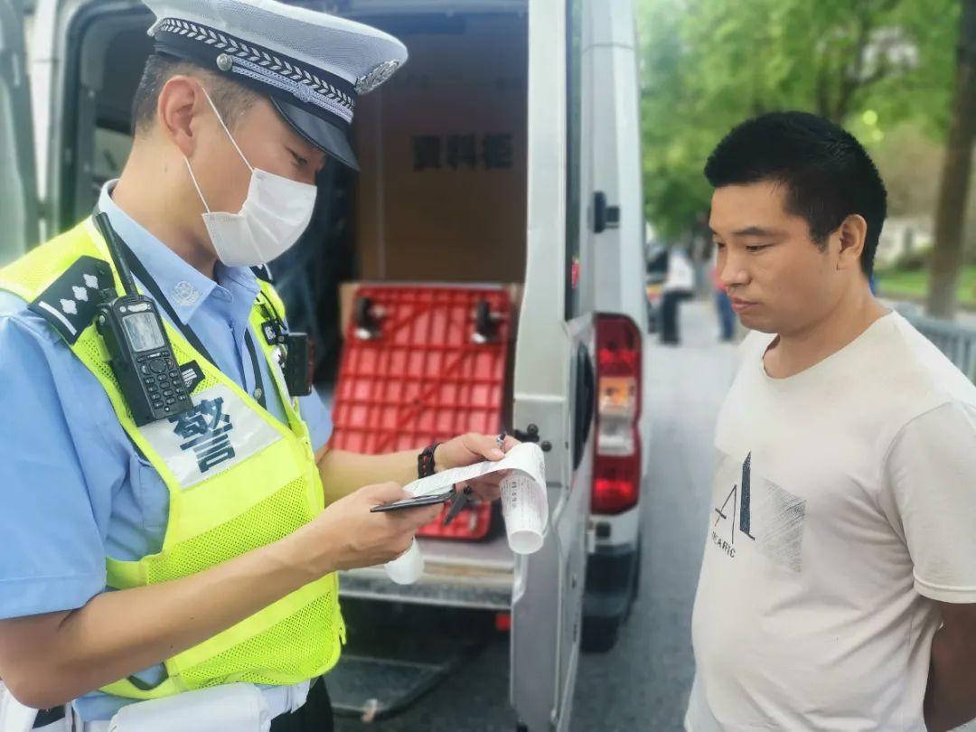 上海面包車最新招聘，上海面包車司機最新招聘啟事